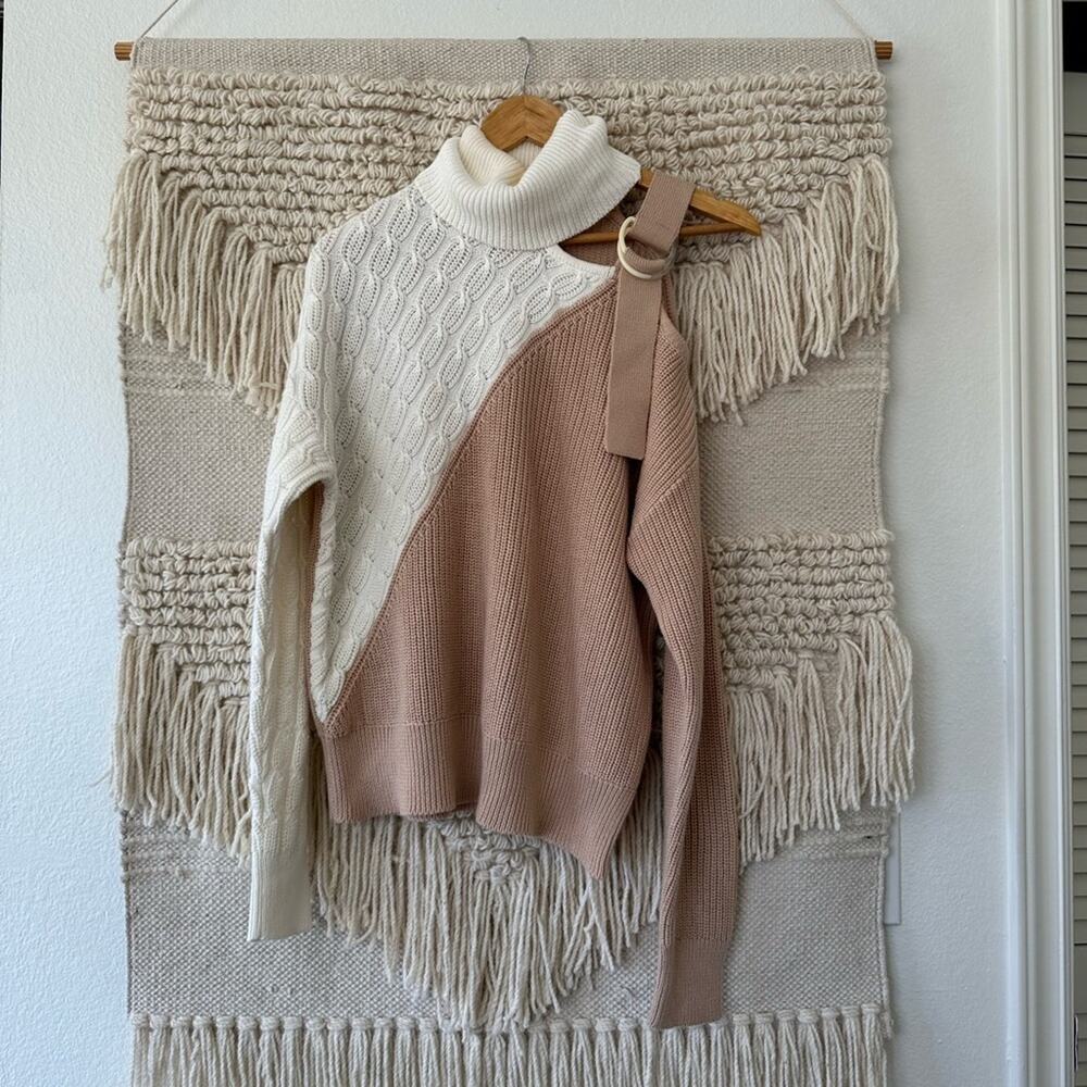 525 America Buckle Sweater